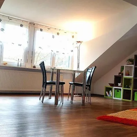 Raquet 2 Comfortable * Вахенхайм-ан-дер-Вайнштрасе